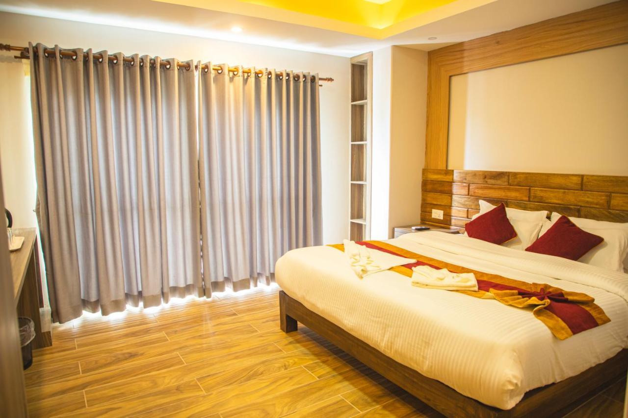 Hotel Pushkar Покхара Екстер'єр фото