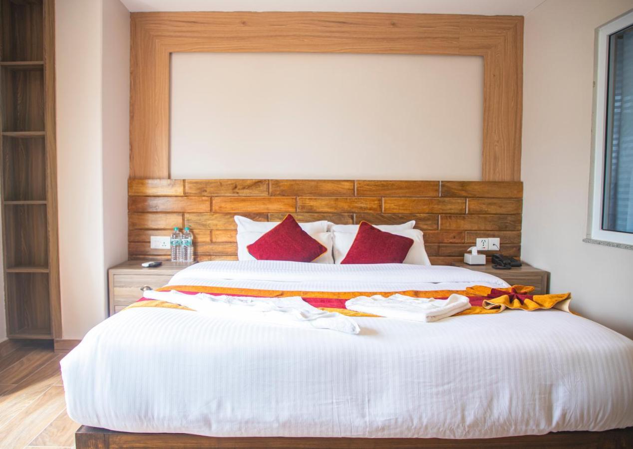 Hotel Pushkar Покхара Екстер'єр фото