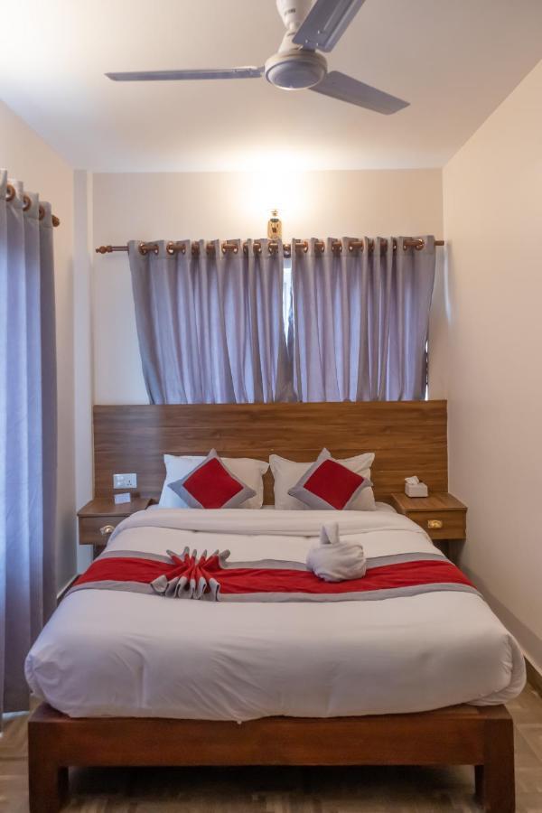 Hotel Pushkar Покхара Екстер'єр фото