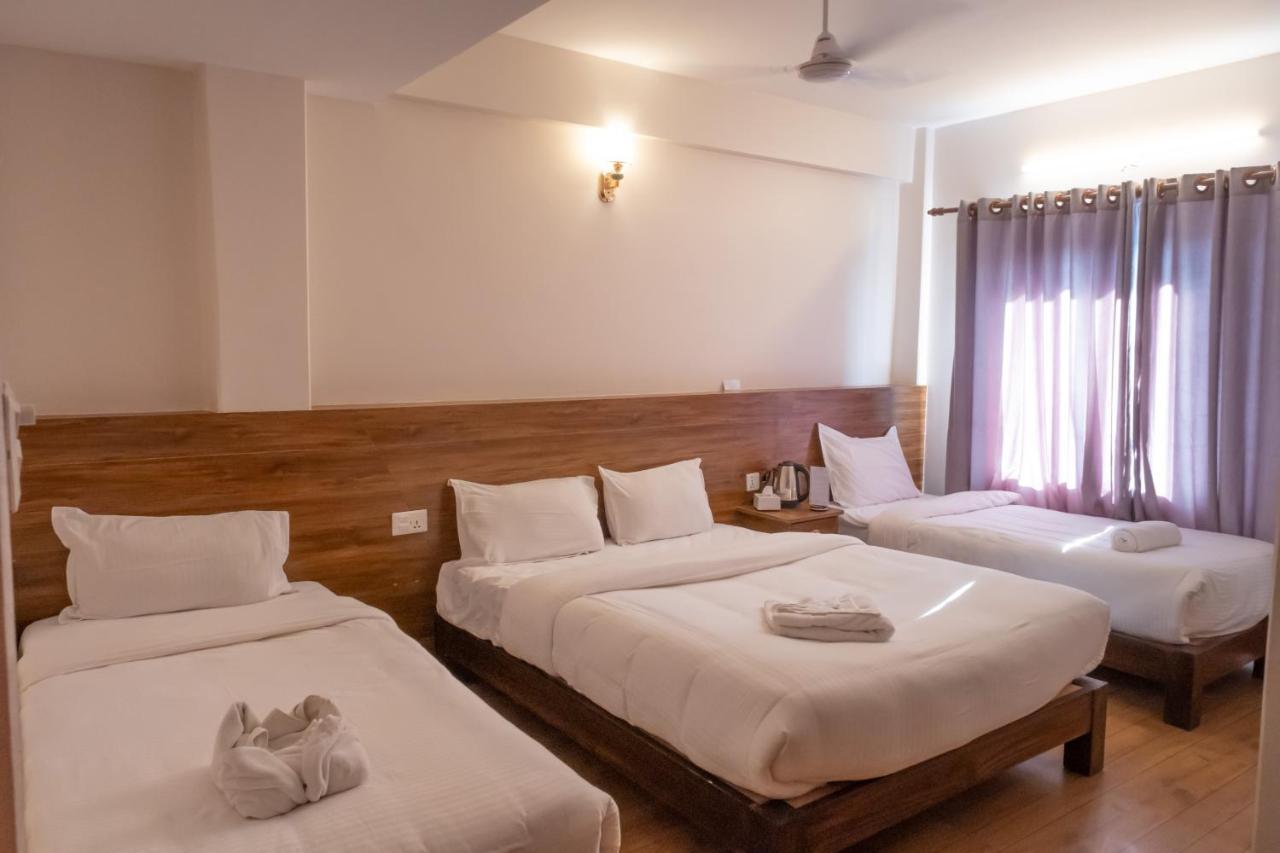 Hotel Pushkar Покхара Екстер'єр фото