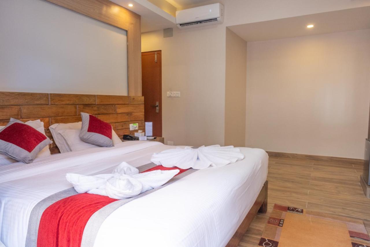 Hotel Pushkar Покхара Екстер'єр фото